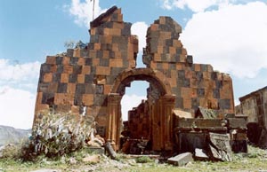 Развалины безымянного монастыря 